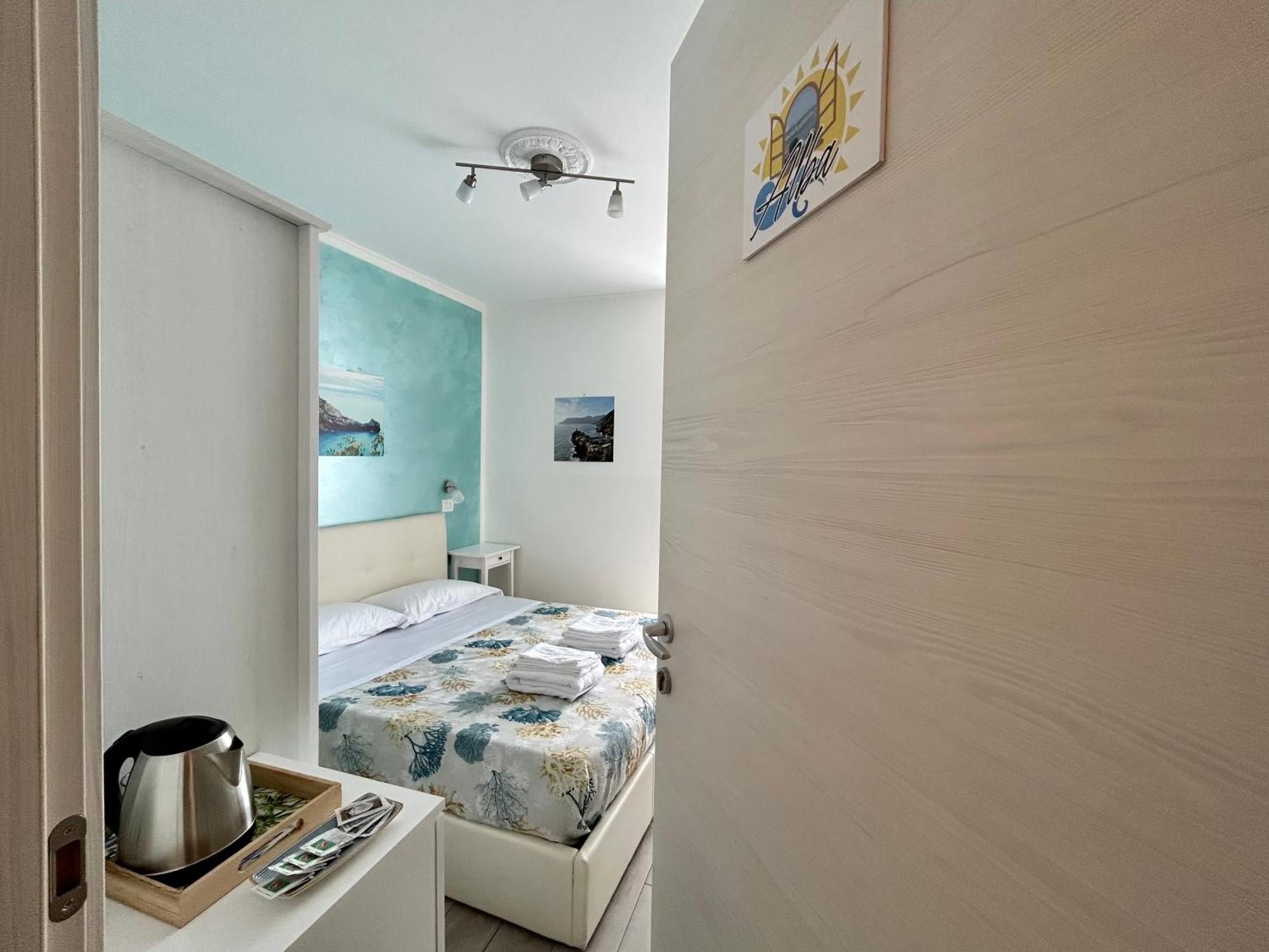 Fezzano / Portovenere Stilish Double Rooms With Sea View, Balcony Or Small Courtyard Exterior foto